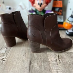 Timberland Women's Rudston Dark Brown Leather Ankle Heeled Boots NWOB